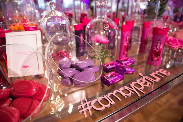 1_2_Camay.jpg 1_2_Camay.jpg