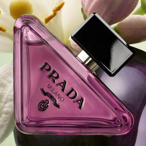 Prada расширяют серию Paradoxe ароматом Sweet Chemistry