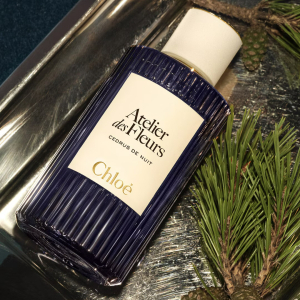 Продолжение коллекции Atelier des Fleurs: Cedrus de Nuit предлагает новый взгляд на древесный бестселлер